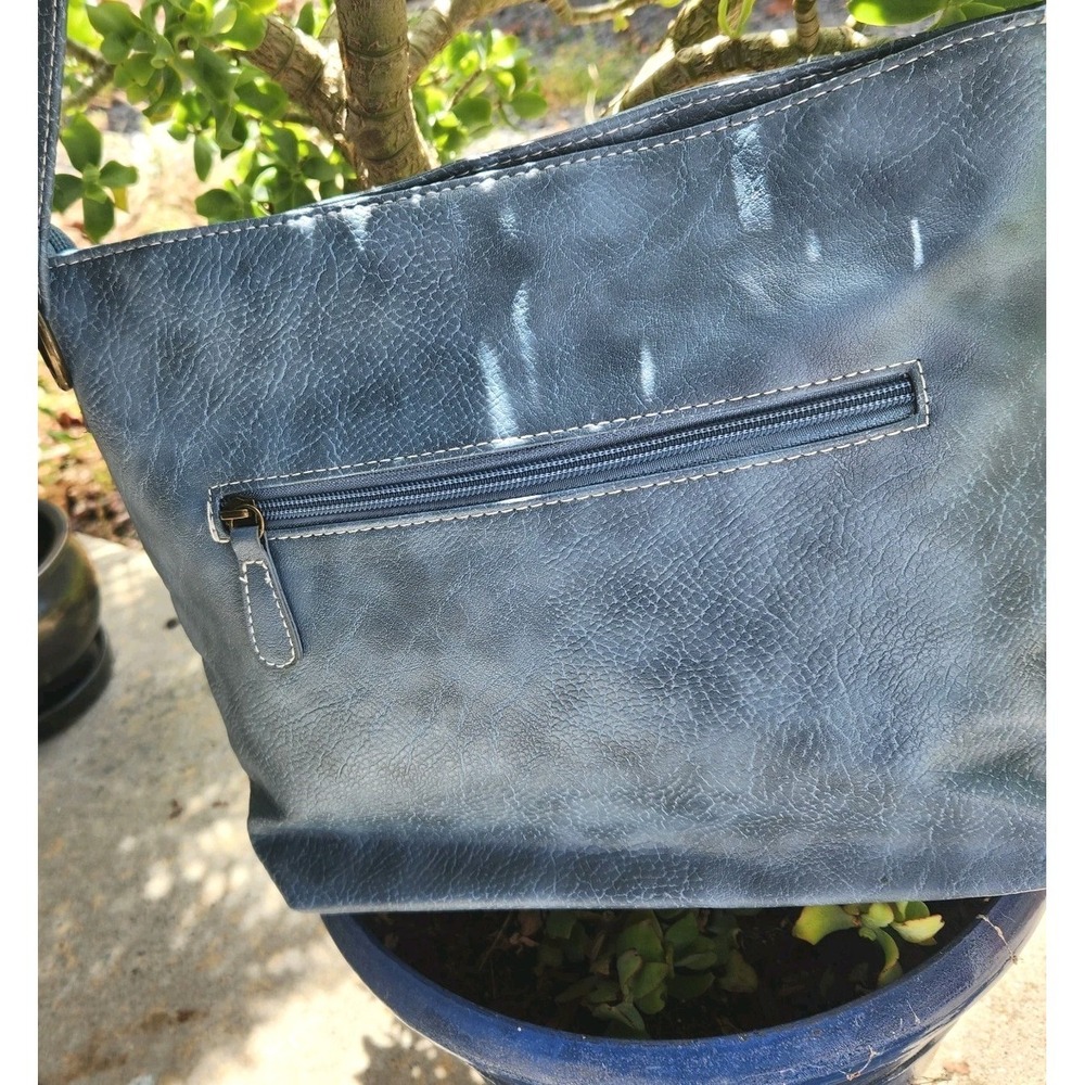 Stone Mountain Blue Paisley Embossed Shoulder Bag with Zip Closure and Pockets - Picture 2 of 9